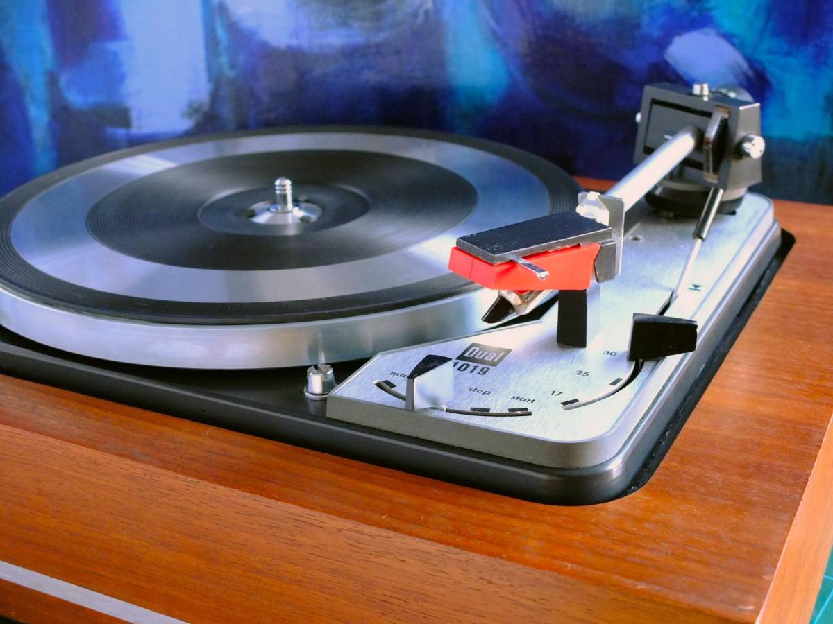 Best Audio TK-12 Cartridge Holder - Dual 1019 Turntable and More in Red