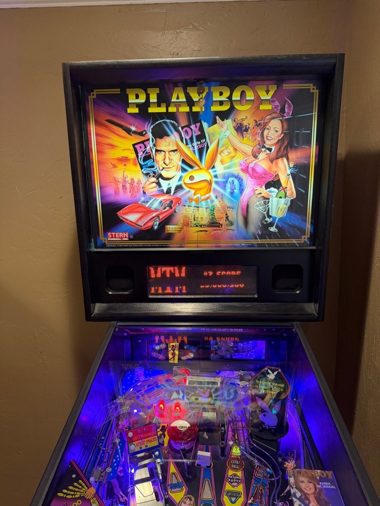 PLAYBOY Pinball Machine - Stern 2002 - 2006
