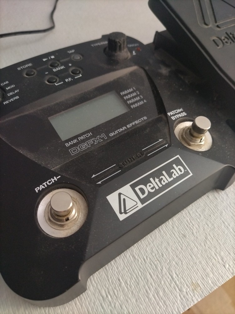DeltaLab Guitar Effects Processor Multi Effects Pedal Used