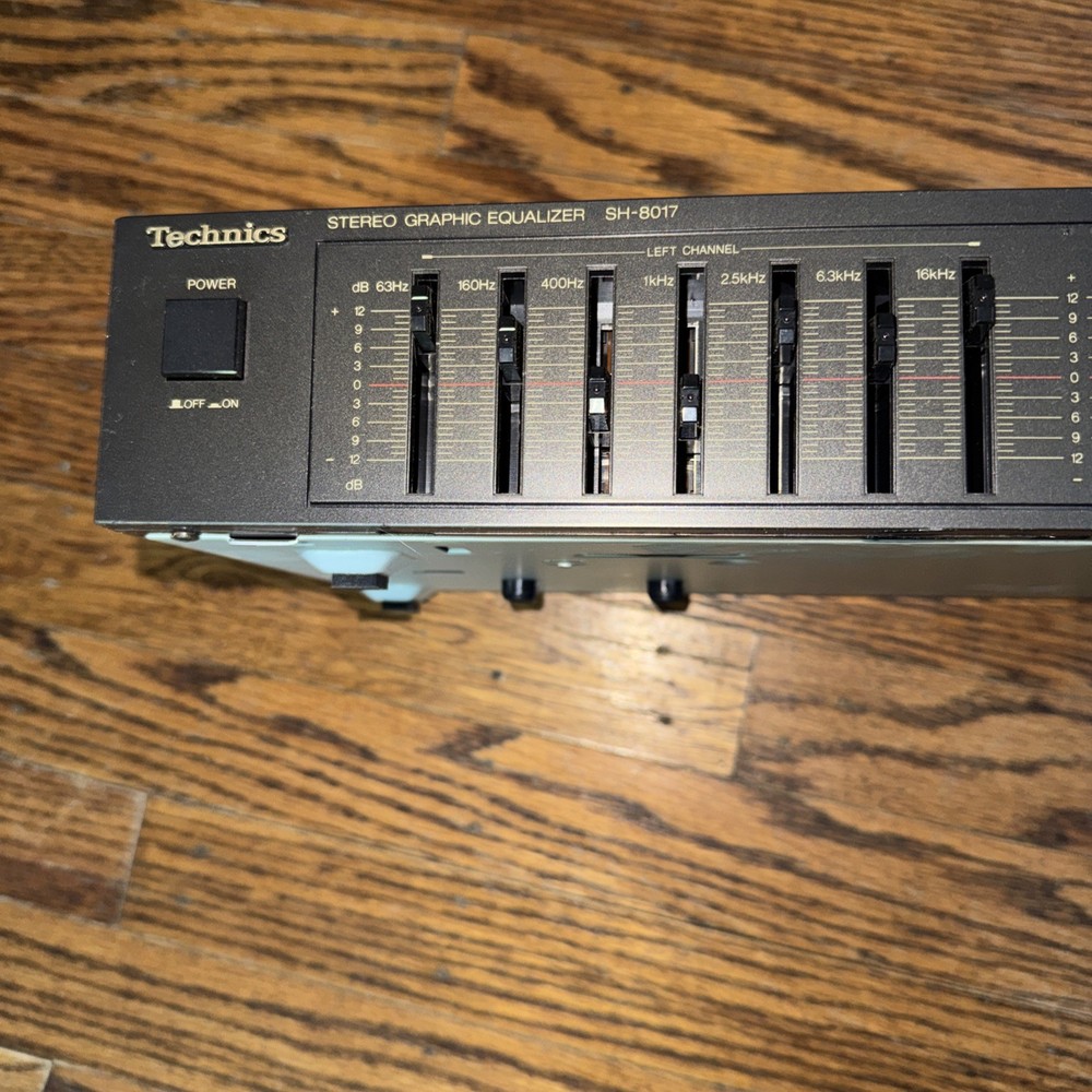 Technics SH-8017 - Stereo Graphic Equalizer w/ RCA Inputs /Outputs Tested