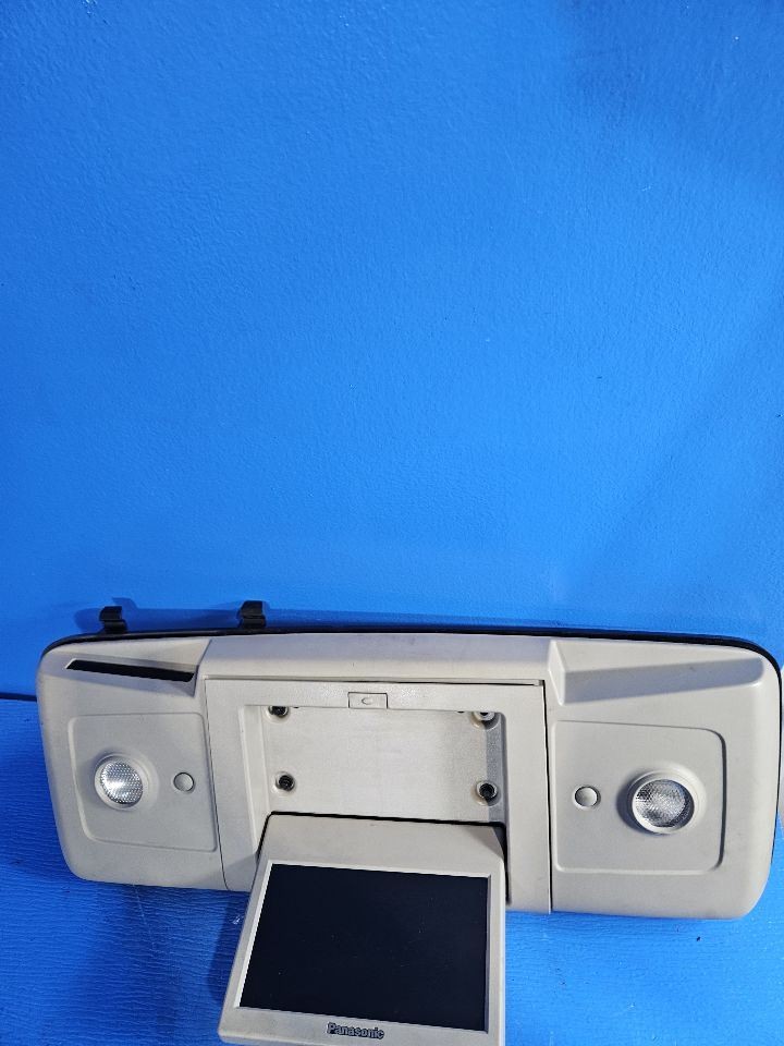 TRAVERSE 2012 Console Rear LIGHT 6893