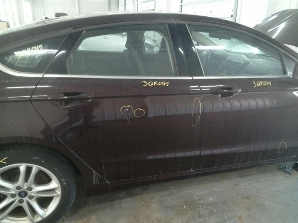 FUSION 2018 High Mounted Stop Light 104728808