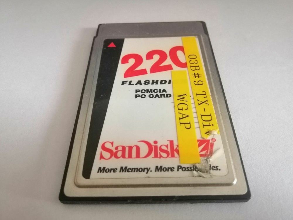 Sandisk 220MB FLASHDISK PCMCIA PC CARD FLASH CARD