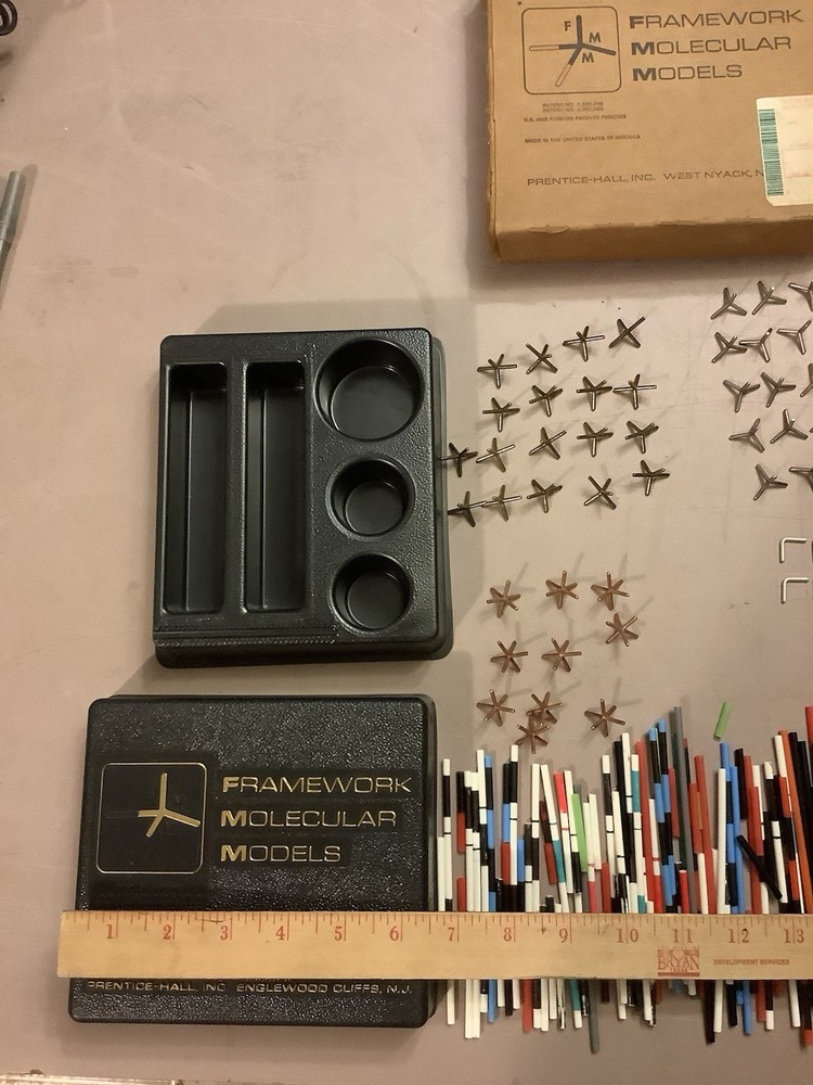 Vintage Framework Molecular Models Prentice - Hall Texas A&M Bookstore
