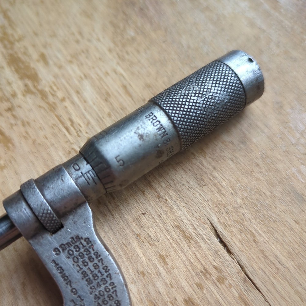 Brown & Sharpe # 13 Micrometer Locking