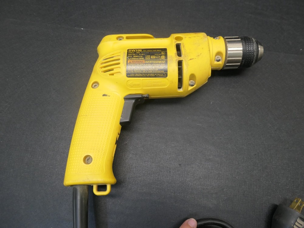 Dewalt DW106 Corded Electric 3/8" Variable Speed Drill