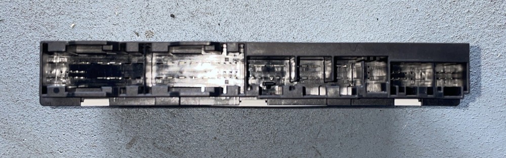 2010-2013 BMW X5 - Front LEFT SEAT Control Module 9264974