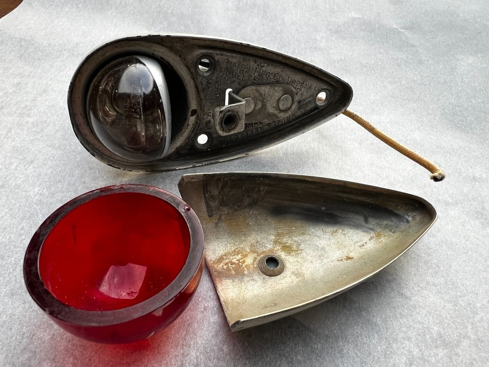 Grimes Model E NAV Navigation Wing Tip Light