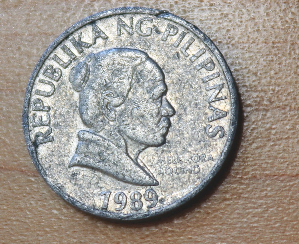 1989 Philippines 5 Sentimos Orchid