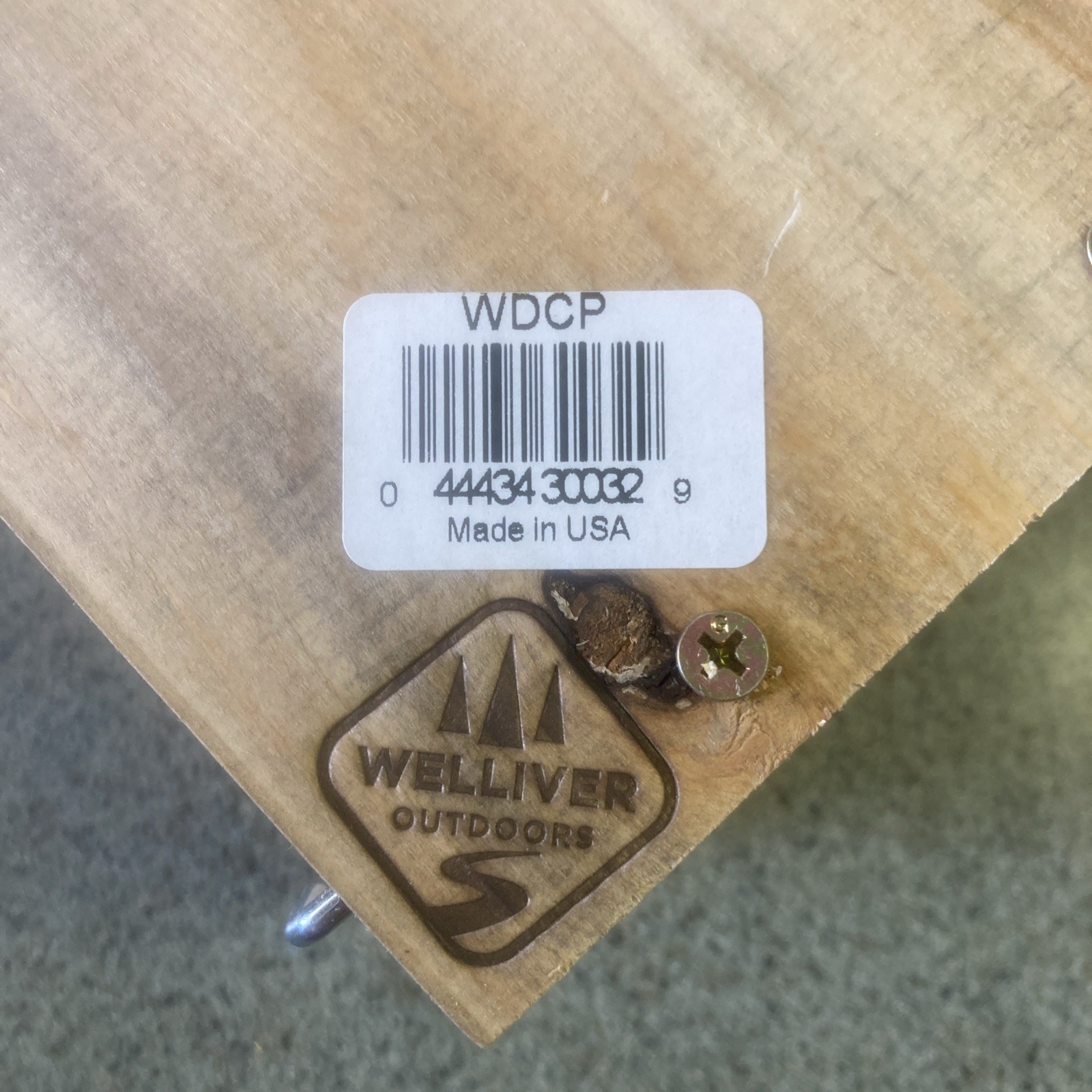 Welliver Carved Wren House Pine Cone Design Cedar Construction