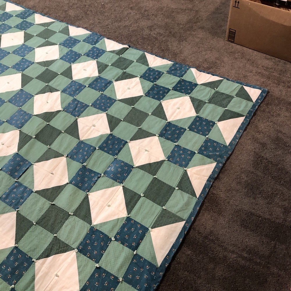 Handmade Patchwork Plaid Quilt Bedspread Blanket 94”x 82” Large