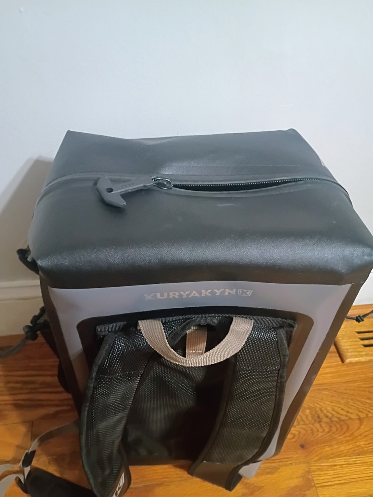 Kuryakyn Torke 25L Dry Backpack