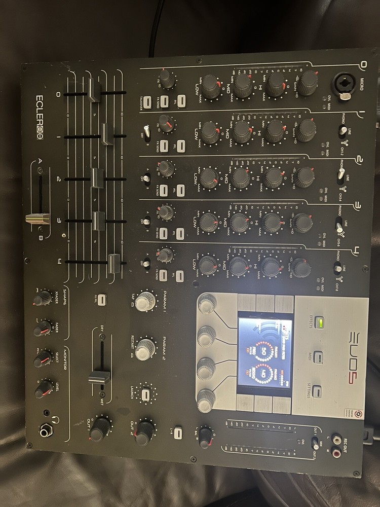 Ecler EVO5 digital mixer