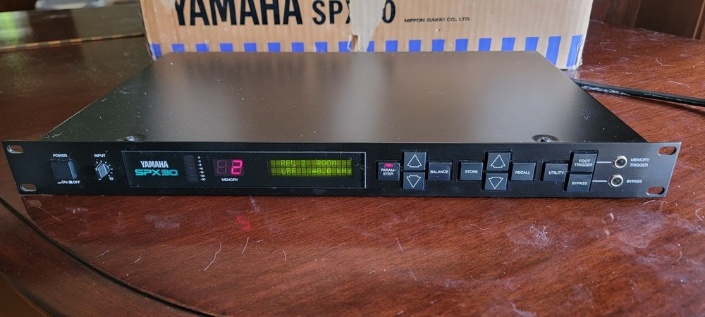 Yamaha SPX90 Digital Multi-Effects Processor w/ Original Box Manual - Powers On