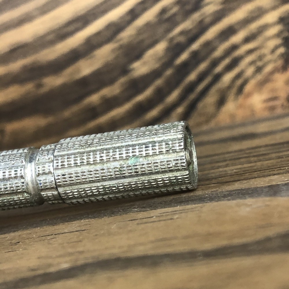 Antique Silver Tone Razor Shaver *Read