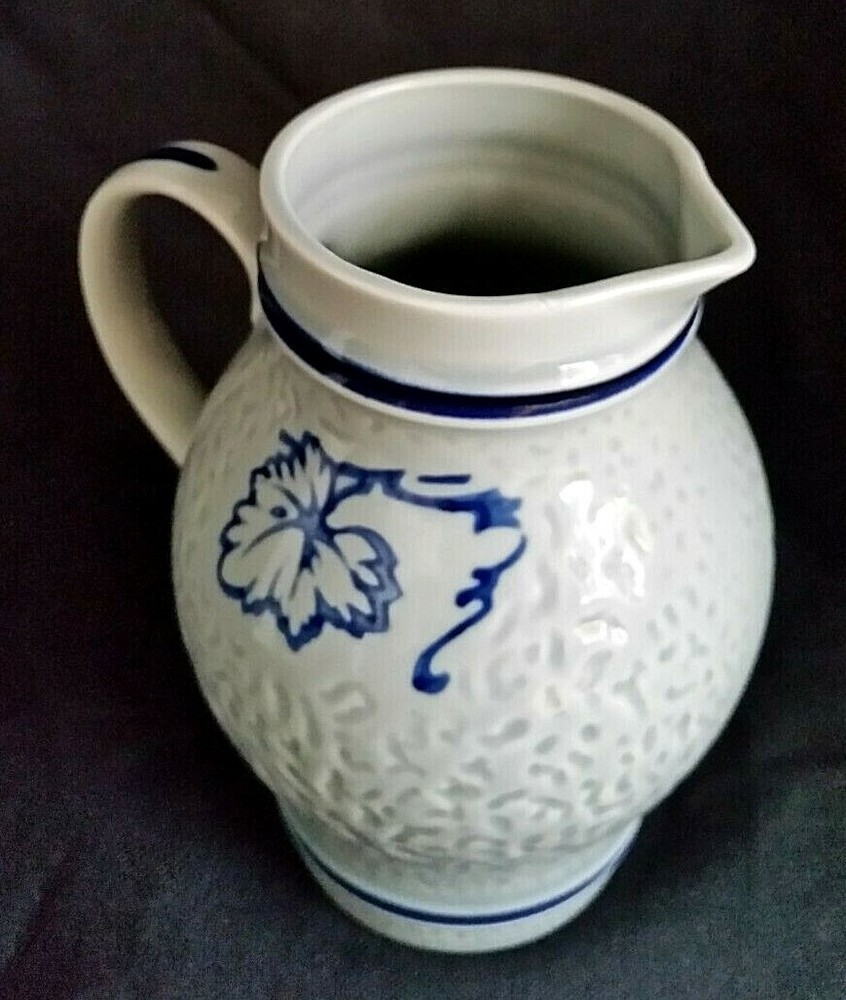 Pottery Pitcher Rice Design Handled Fruit Grape Wine Juice Kitchen Accessory
