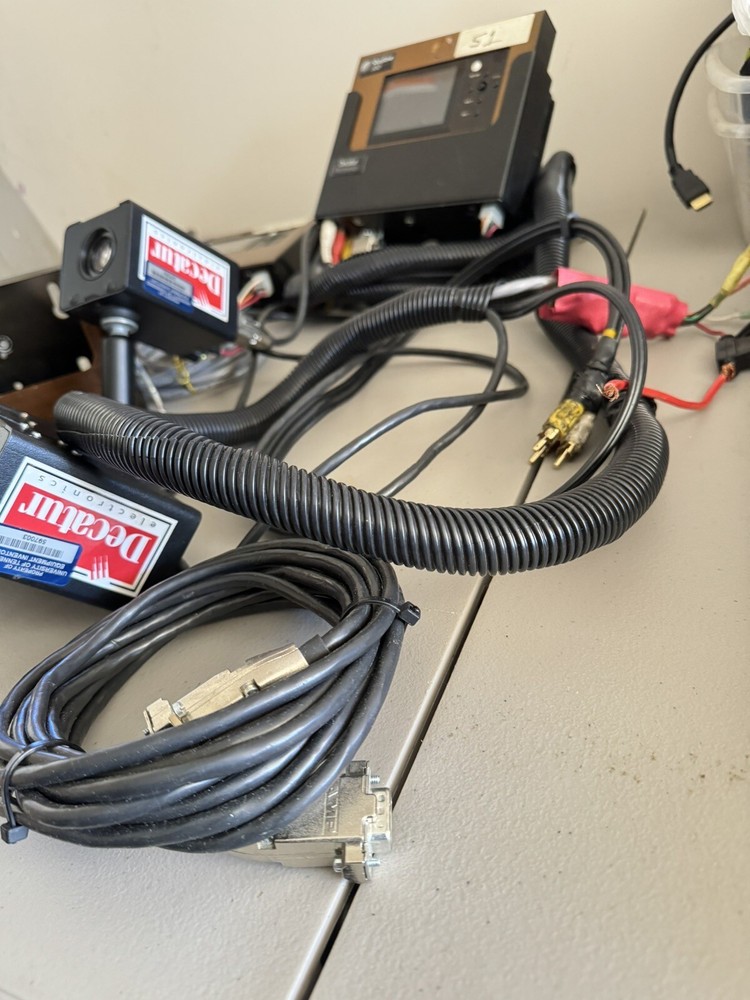 (2) DECATUR ELECTRONICS SHADOW 800 IN CAR VIDEO SYSTEMS 4 Cameras
