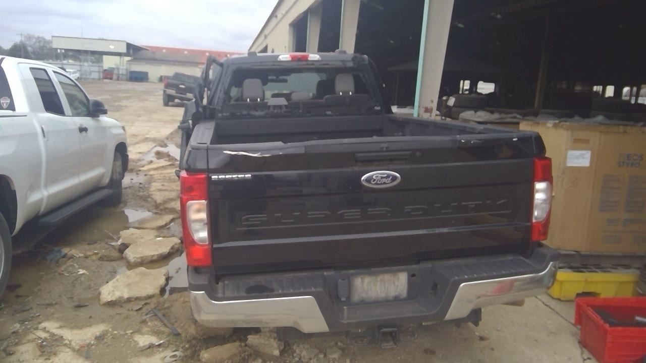 Exhaust Fluid Pump 6.7L Diesel Fits 17-22 FORD F250SD PICKUP 1907103