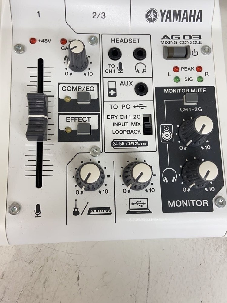 YAMAHA AG03 MIXER Used