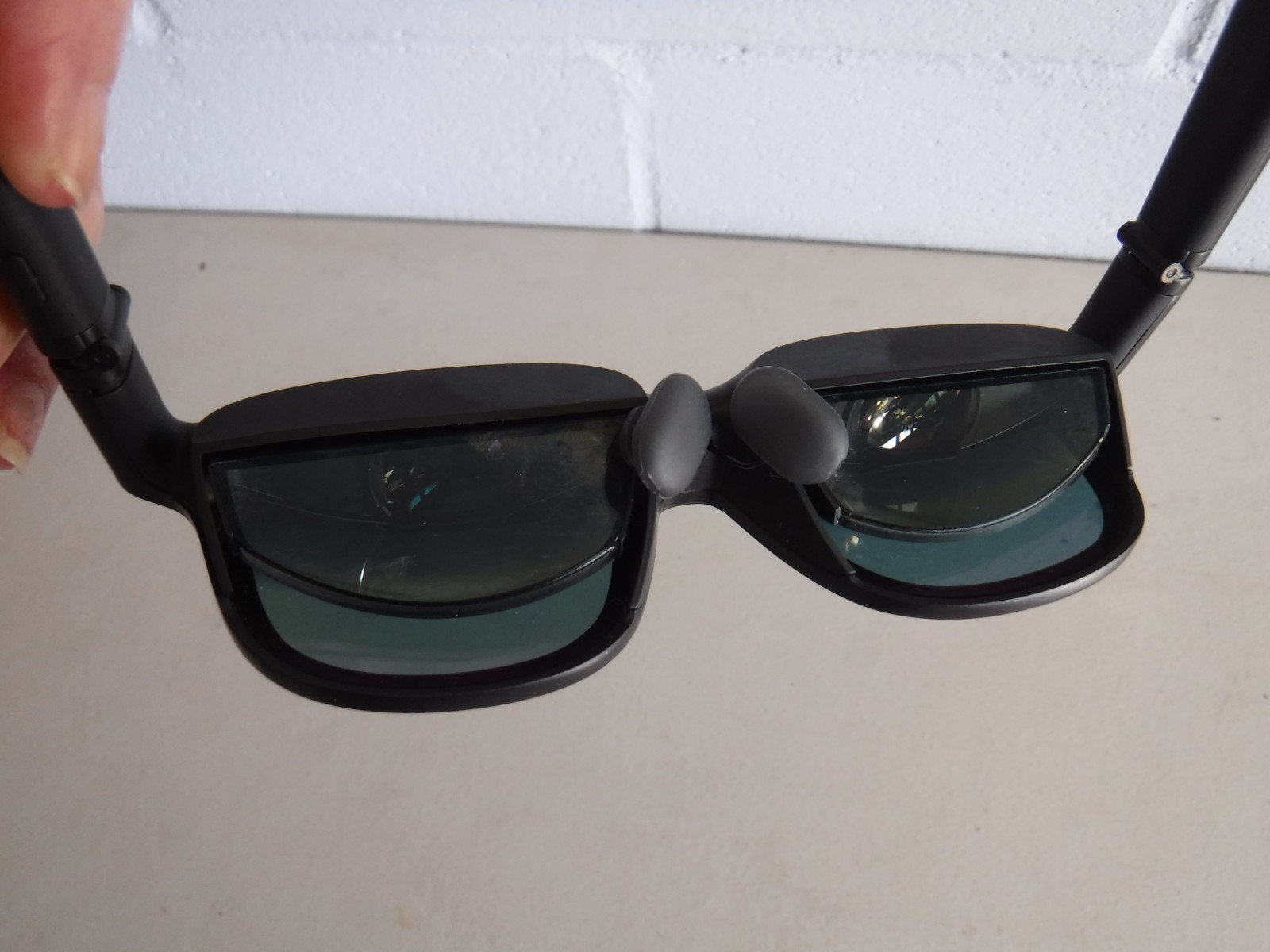 Viture PRO XR/AR Glasses - 135” 120Hz 1000 Nits Smart Glasses