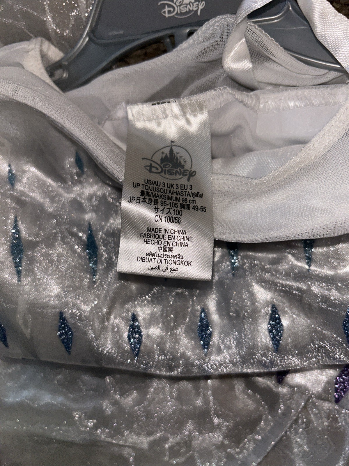 New Disney Store Frozen 2 Girls Size 3T Snow Queen Elsa Deluxe Costume