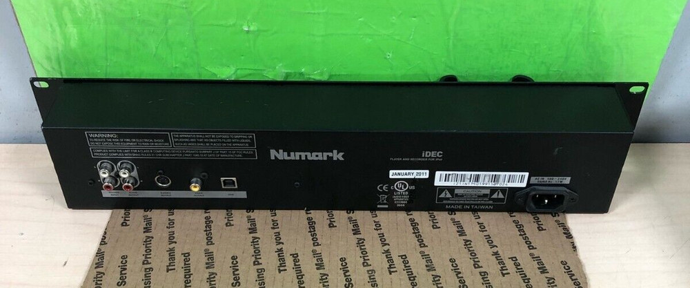 Numark iDEC A/V Playback and Recording Rack Interface for iPod (TESTED)