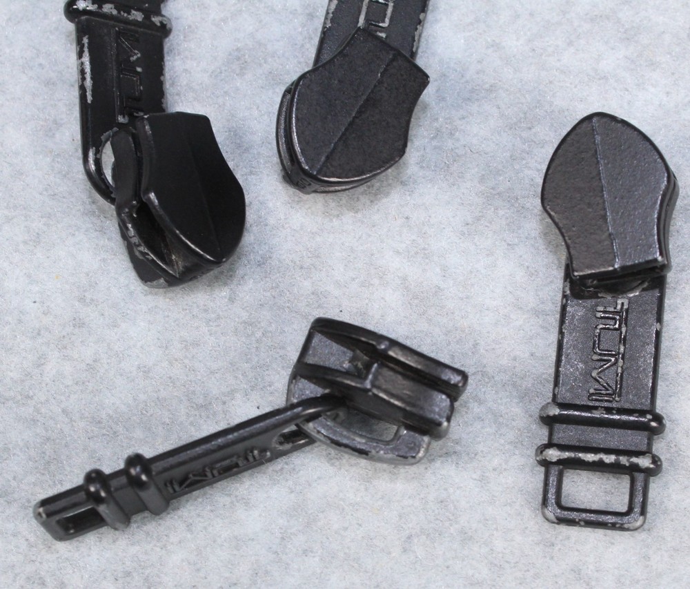 Tumi 4 Replacement Parts Black Large Zipper Pull Tabs Sliders padlock