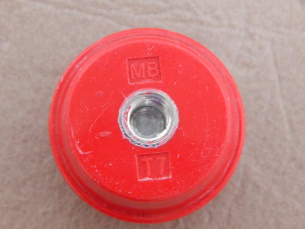 MB STAND-OFF ISOLATOR