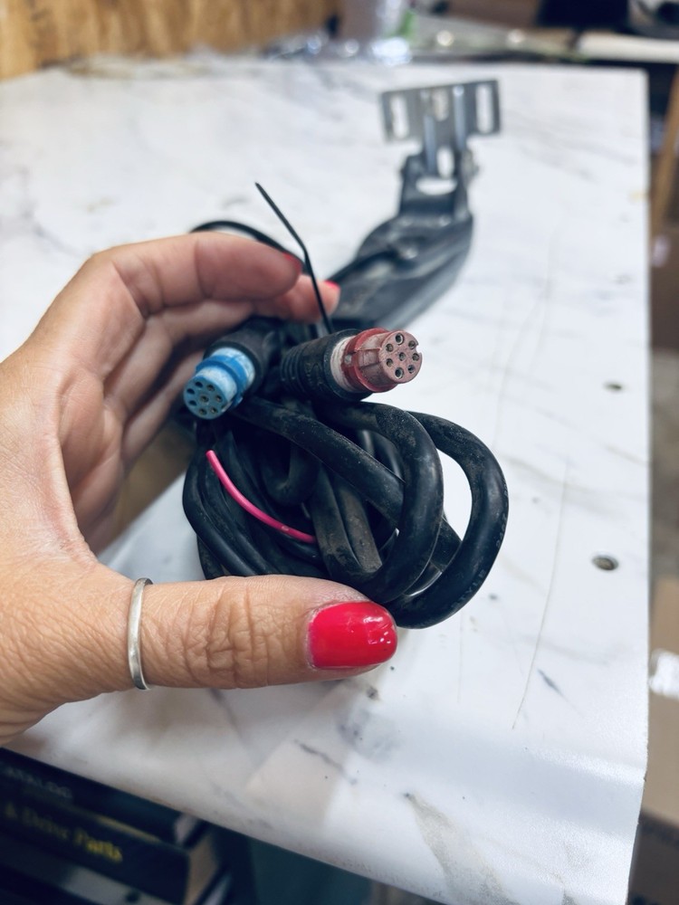 Garmin 8 pin transom mount Transducer