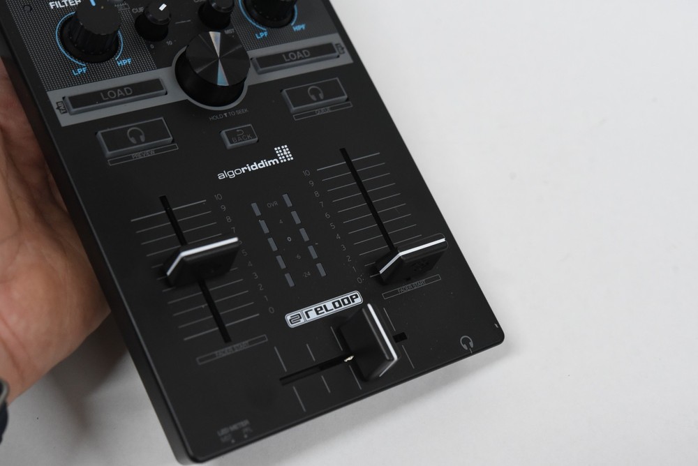 RELOOP MixTour All-In-One DJ Controller with Carry Case & Lightning Cable