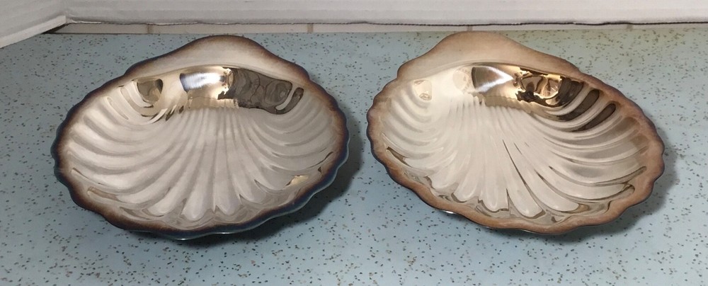 1967 ONEIDA SILVERSMITHS SL-02  SHELL SERVING SET of 2 w/BOX