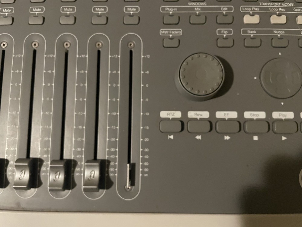 Digidesign 003 Console Audio Mixer Interface