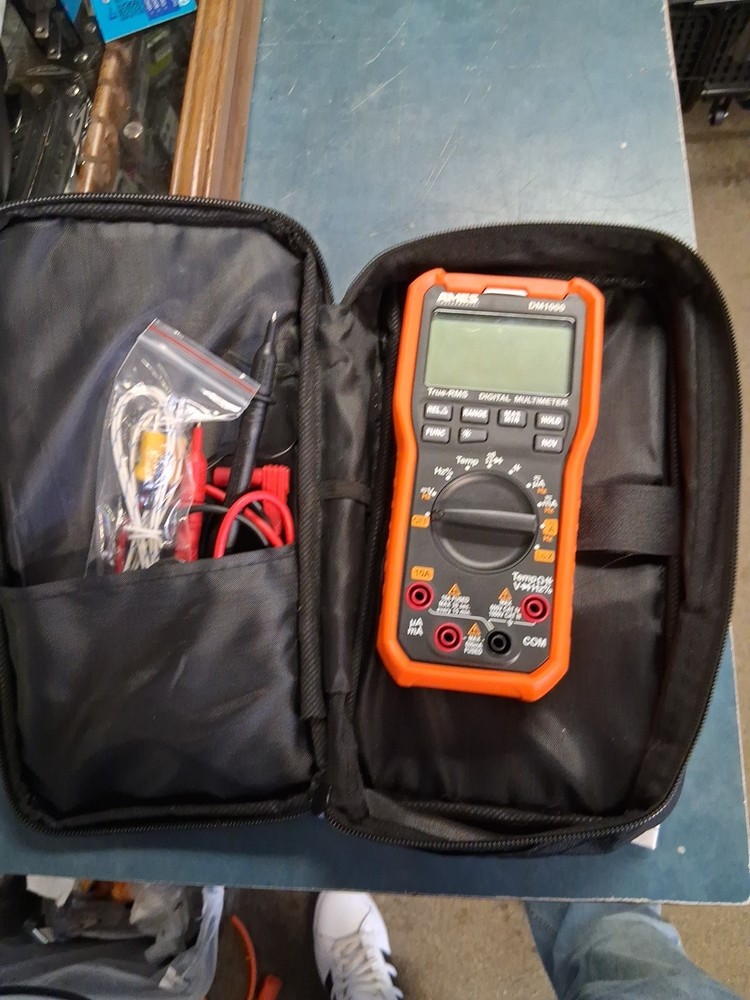A'mes Instruments  Digital Multimeter Dm1000