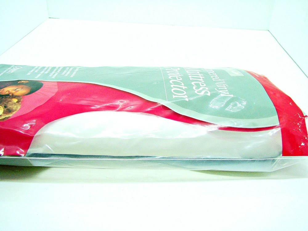 Basic Bedding Queen Size Zippered Vinyl Mattress Protector Waterproof Stainproof