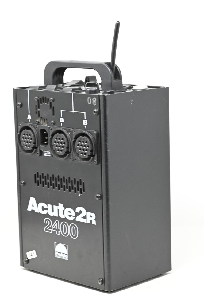 Profoto Acute 2R 2400 Power Pack (044)