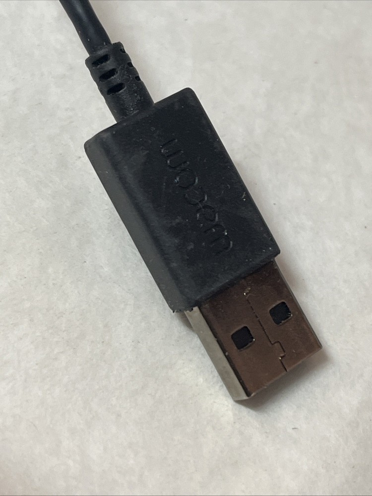 Wacom Intuos Wireless Graphics Drawing Tablet