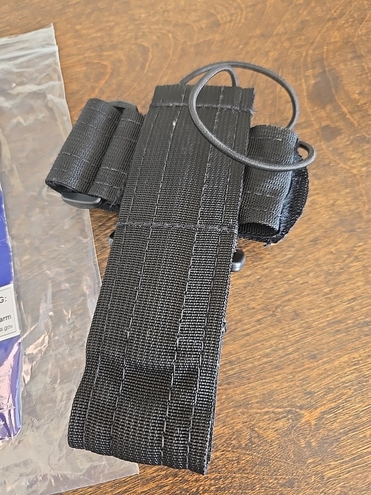 Uncle Mike's Radio Case with Fixed Belt Loop Nylon Web Black Universal 88804