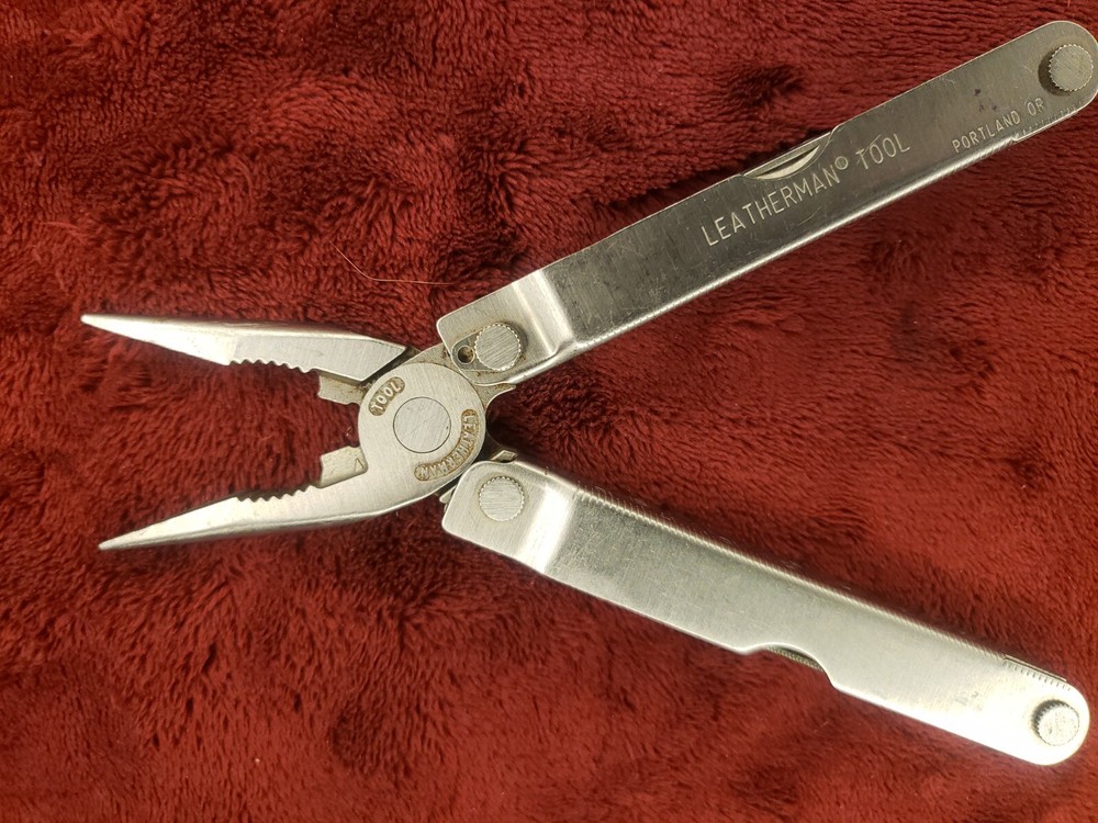 Leatherman ~ PST Multi tool 1203 1203 Date Codes