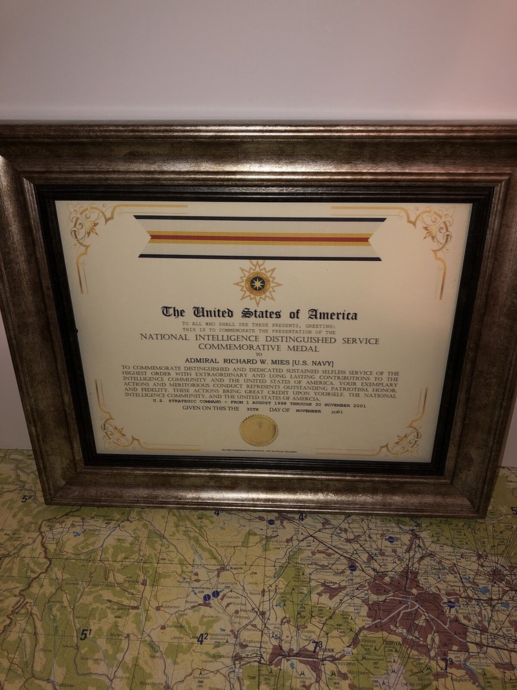 NATIONAL INTELLIGENCE DISTINGUISHED SERVICE COMMEMORATIVE CERTIFICATE Type-1