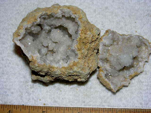 Geode pair opened with crystal centers 2.5 inch G7
