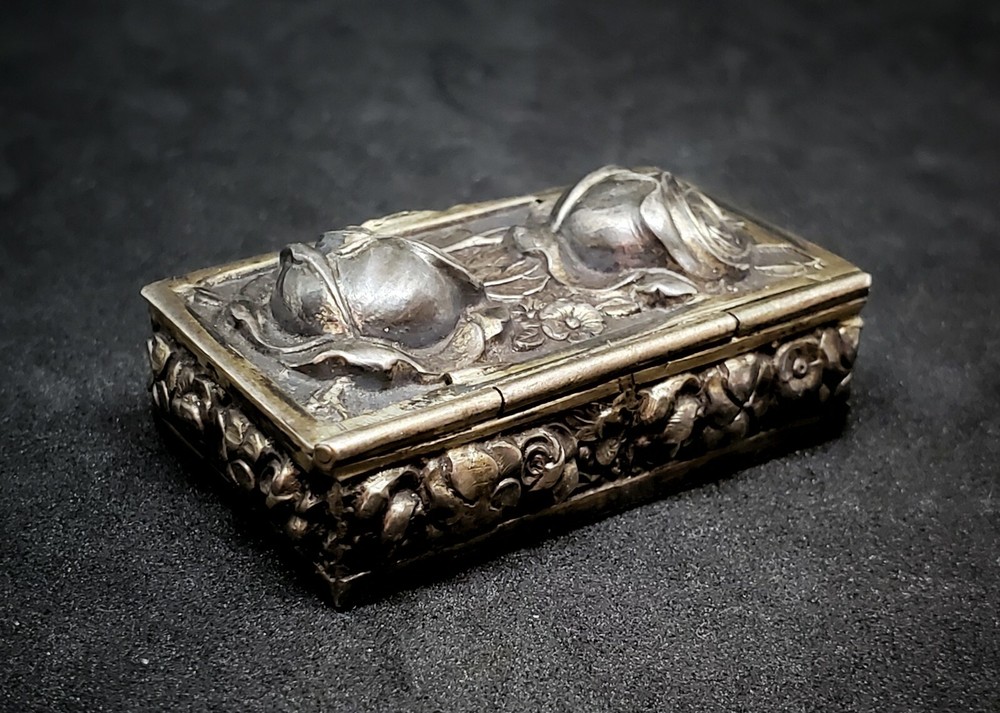 Vintage Sterling Silver Repousse Roses Pillbox