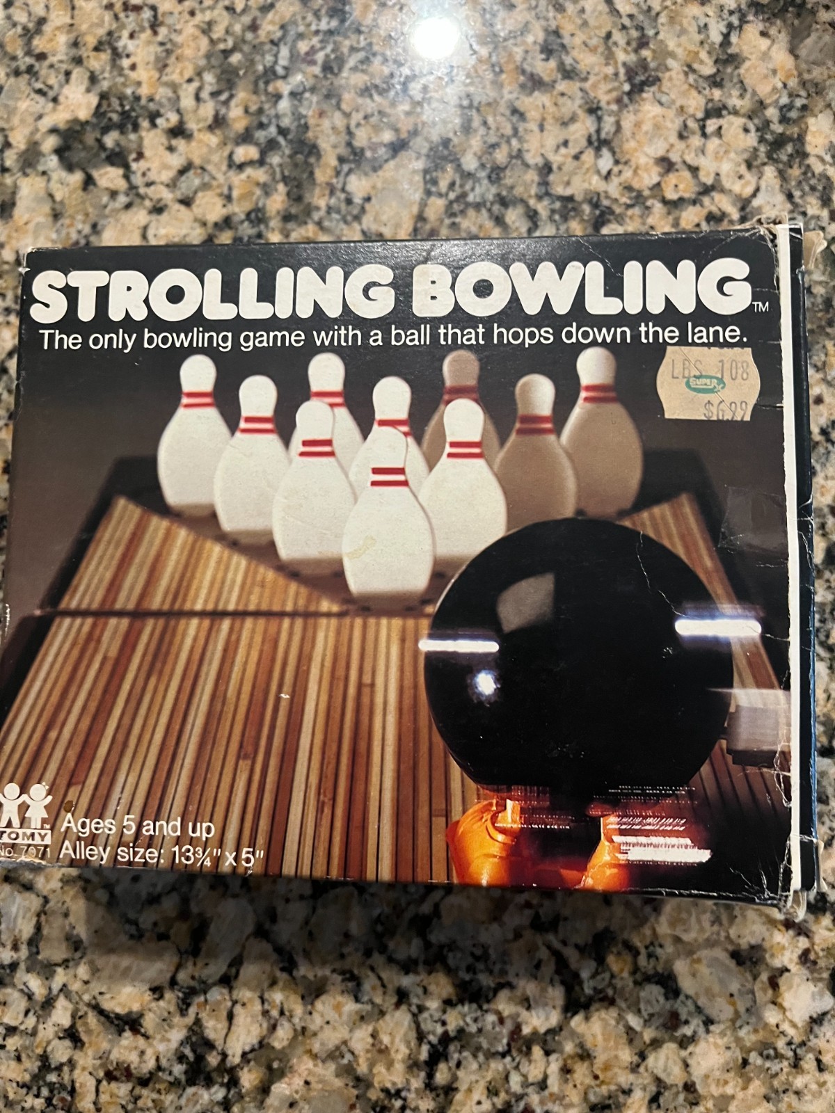Vintage 1980 Tomy Strolling Bowling Wind Up Game (Ball Not Working)