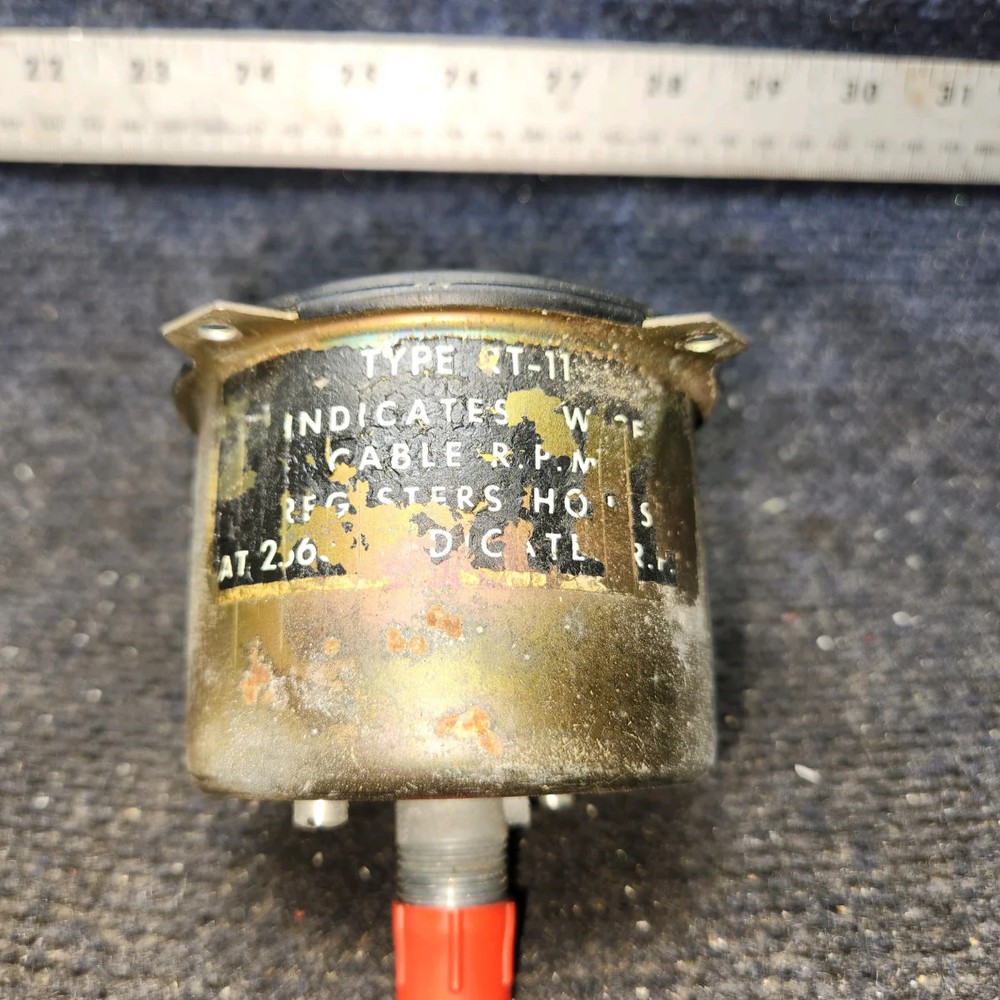 S1305-6 | Cessna 172F | Tachometer