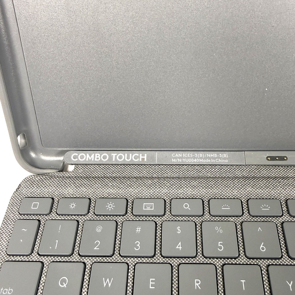 Logitech Combo Touch Keyboard Trackpad Case For Apple iPad 7th 8th 9th Gen (4)