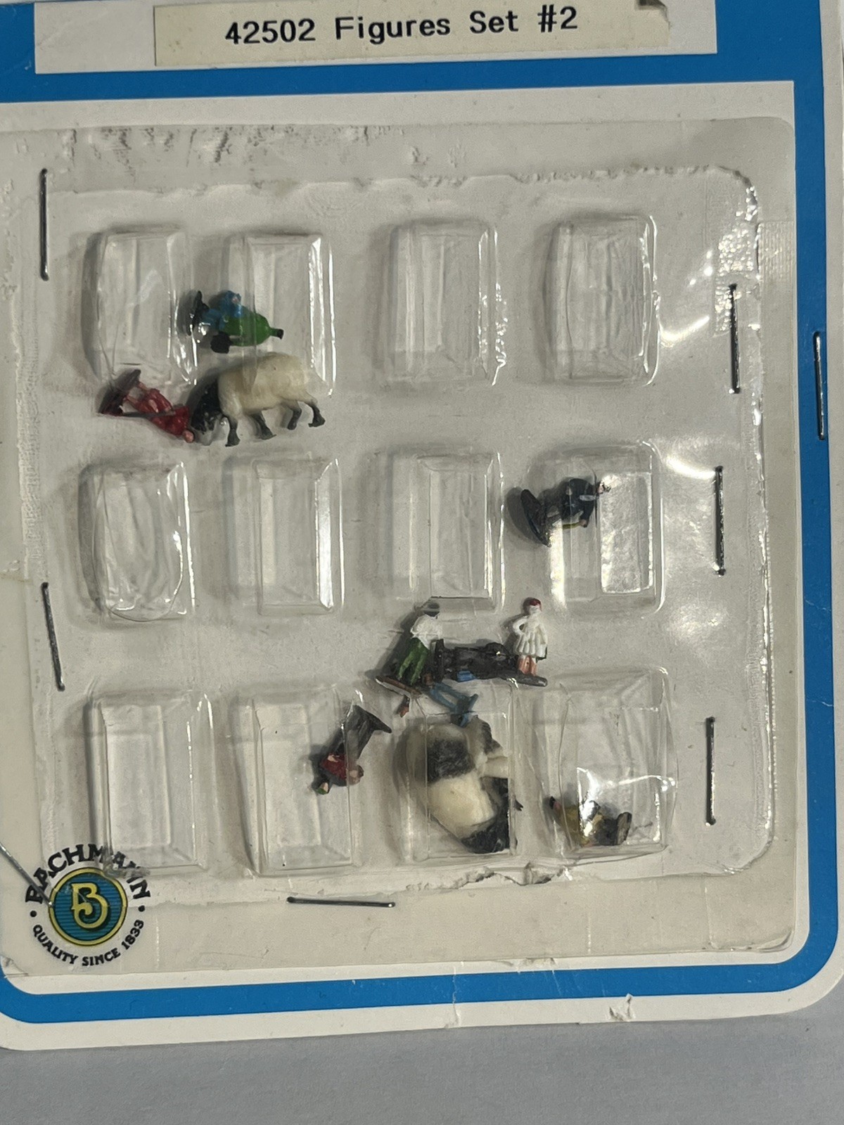 N Scale Figures Preiser & Merten.Fisherman, Dock Workers, and Men Sitting