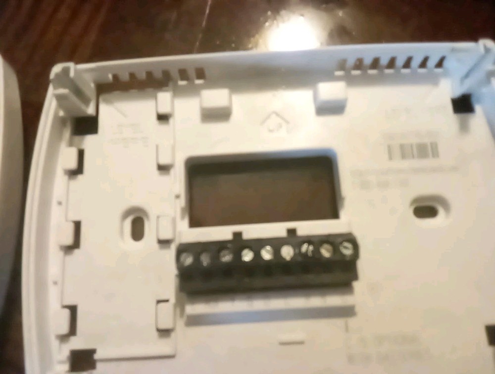 Honeywell TH3210D1004 Non-Programmable Thermostat PRO 3000 (Tested)