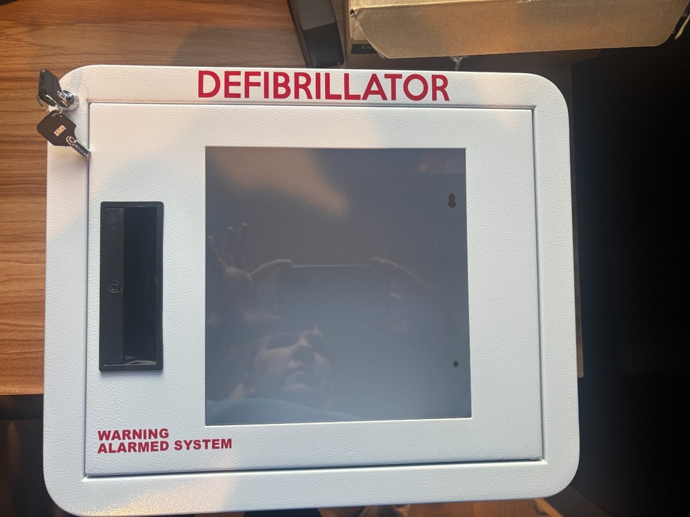 Alarmed Defibrillator Wall Cabinet