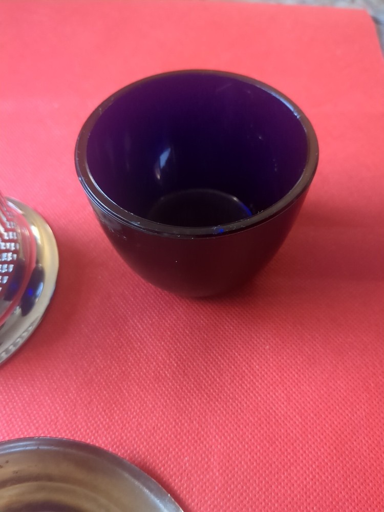 Vintage England Celtic Quality Silver Plate Pierced Condiment Jar with Insert