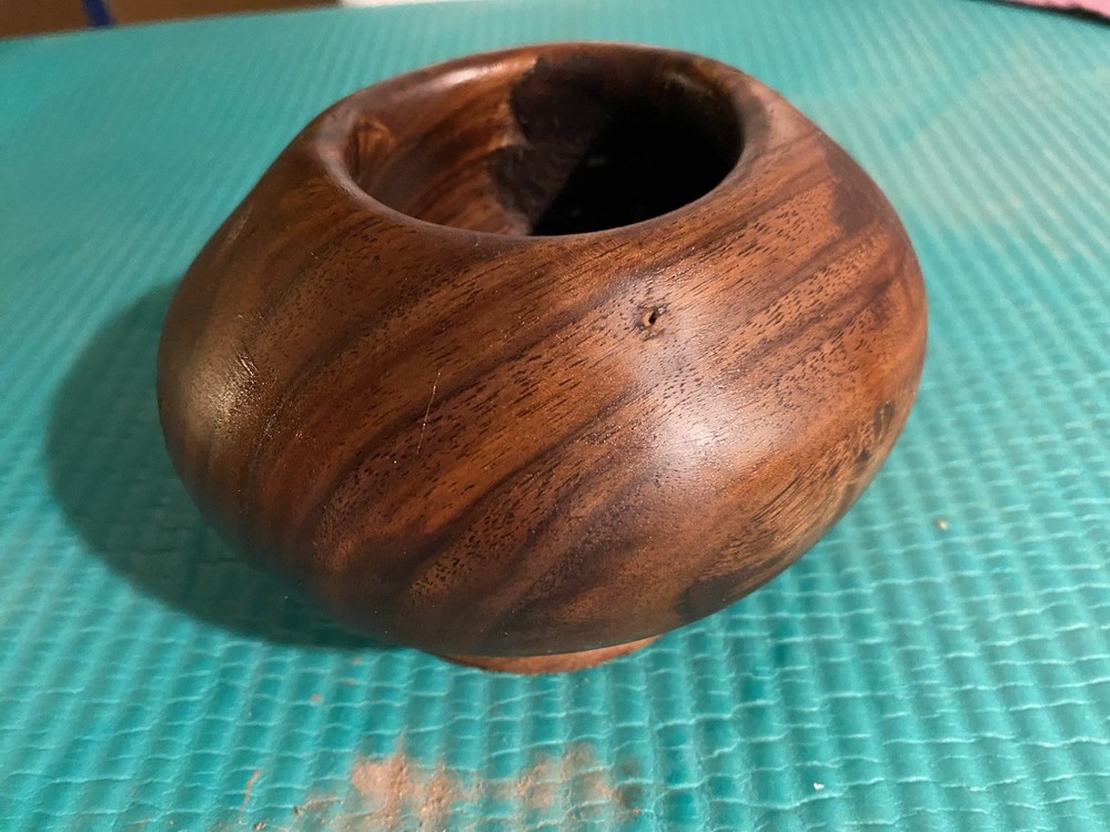 Two Beautiful Soft Glow Candle Bowls
