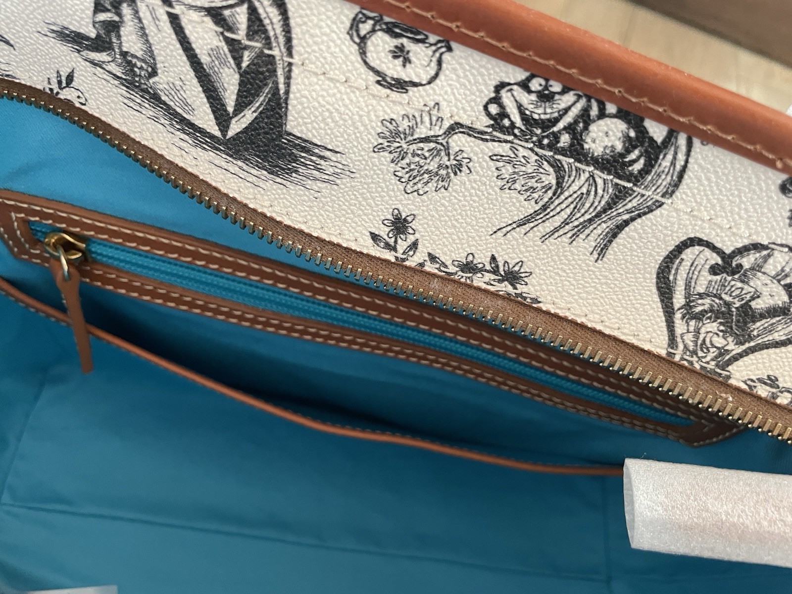 Dooney & Bourke Alice In Wonderland Purse Disney Tote Bag Purse NWT